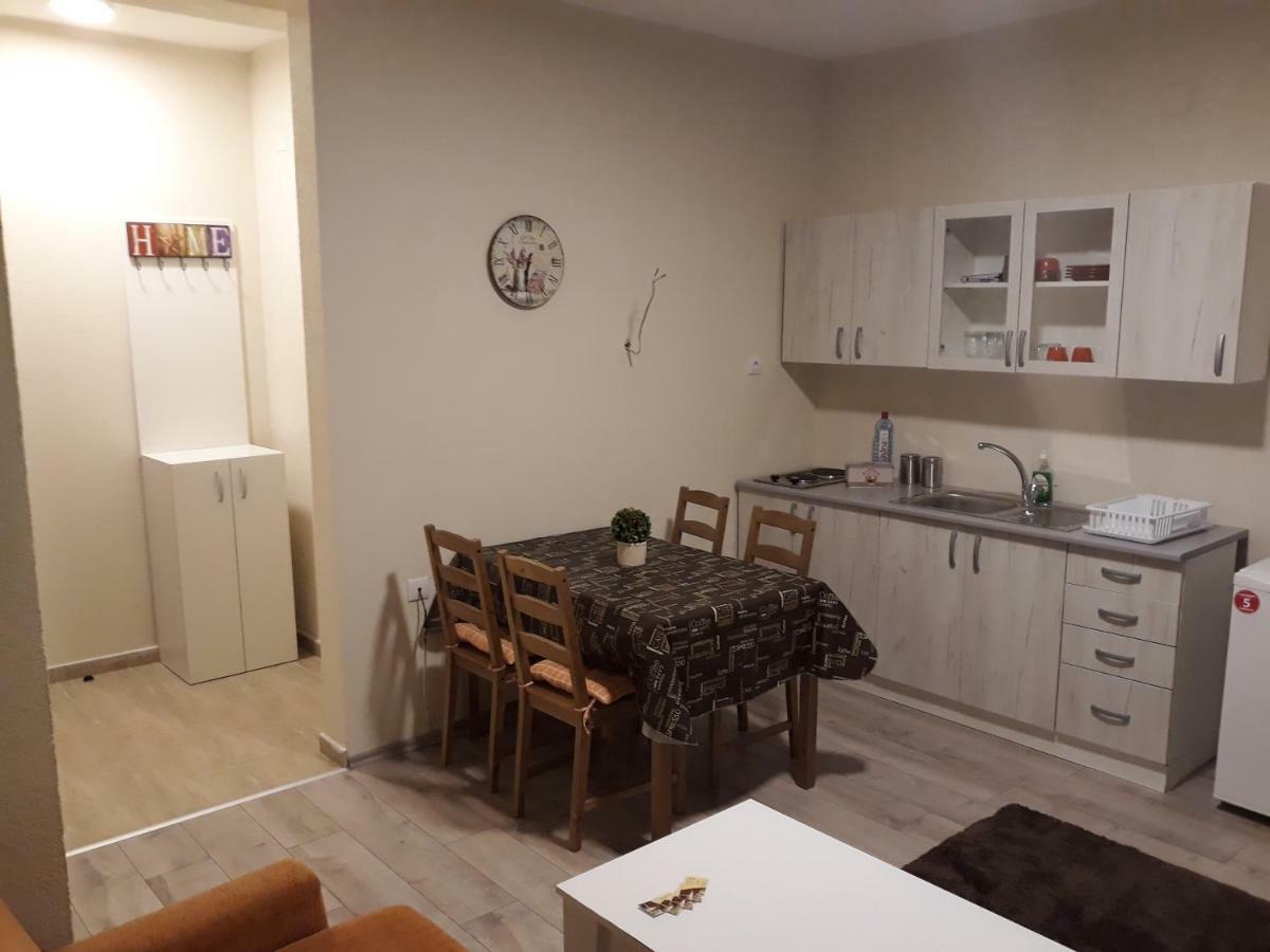 Vila & Apartments Matea Gevgelija Eksteriør bilde